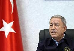 Bakan Akar: Hazır olduğunuzu dünyaya gösterdiniz