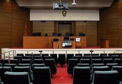 Başörtülü doktora hakaret eden CHP’li meclis üyesi için karar