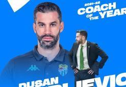 Dusan Alimpijevic, Eurocup’ta yılın başantrenörü oldu