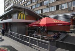 McDonald's'a 'reklamlarında hamburgerleri olduğundan büyük gösterdiği için' dava açıldı