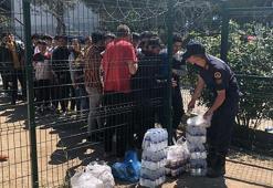 İzmir'de 237 kaçak göçmen ile 10 organizatör yakalandı