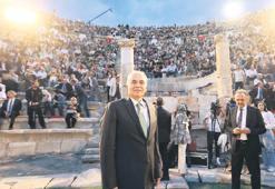 Laodikya yaşama döndü