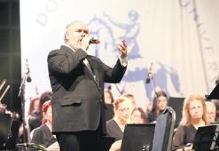 Açılış Hakan Aysev’den