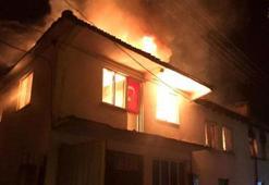 Yangında evi küle dönen şehit babasının evi yeniden yapılacak