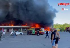 Rusya Kremençuk'ta bir AVM'yi vurdu!