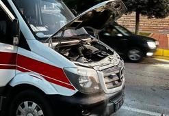 Hasta nakli gerçekleştiren ambulans alev aldı