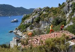 Kekova'da zeytinliklerin satışa çıkarılması 'kaçak yapı' endişesine yol açtı