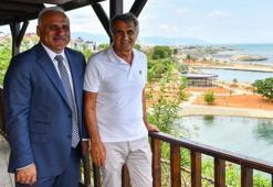Başkan Zorluoğlu ve Şenol Güneş Trabzon'u gezdi
