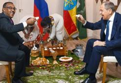 Lavrov, Afrika turunda Rusya'nın 'diplomatik nüfuzunu' gösterdi