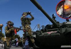 İşte Rusya'nın son teknoloji oyuncakları! Tanklar, füzeler, havan topları...