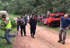 Fındık işçilerini taşıyan kamyon devrildi; 13 yaralı