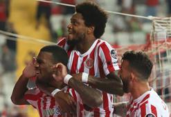 Antalyaspor'da Haji Wright Süper Lig'i salladı!