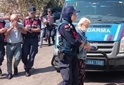 Telsizlerle haberleşen göçmen kaçakçıları 3 aylık takip sonucu yakalandı