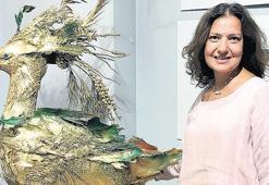 Anka kuşunun ve kelebeklerin anası