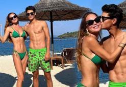 Ebru Şallı 18 yaşındaki oğlu Beren Tan'la kumsalda poz verdi