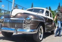 1947 model Amerikan yapımı otomobili gören herkesin tepkisi aynı! 2 eve değişmedi