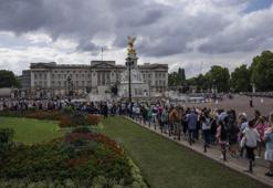 Veda izdihamı! 'Oyuncak ayı getirmeyin'