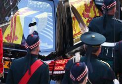 Kraliçe II. Elizabeth kurşun tabutta gömülecek! İşte sebebi...