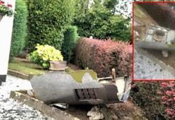 Çatılarına Boeing 747 motoru düştü! Şoke oldular...