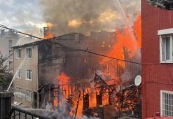 Beykoz'da korkutan yangın! Alevler yan binalara sıçradı