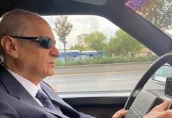 Bahçeli klasik otomobili ile Ankara turu attı
