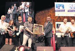 Caz tüm coşkusuyla döndü