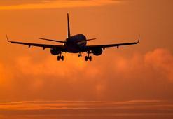 Singapur'da yolcu uçağında bomba paniği