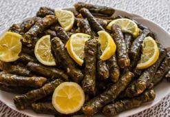 Lahana Sarmasının Yanına Ne Gider? Lahana Sarmasının Yanına Yemek Ve İçecek Tavsiyeleri