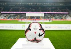 SÜPER LİG GÜNCEL PUAN DURUMU! Süper Lig'de zirvenin yeni sahibi değişti! İşte güncel sıralama ve haftanın kalan maçları...
