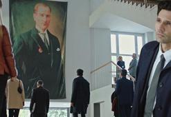 Yargı, 10 Kasım sahnesi ile alkış aldı