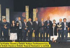 Sinemanın yıldızları Bursa’da ödüllendi