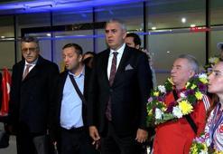 Görme engelli milli judoculara Ankara'da coşkulu karşılama