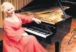 Gülsin Onay çok özel bir resitalle ENKA’da