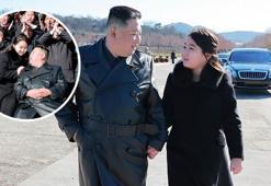 Kim veliahtıyla el ele, kol kola!