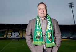 Dick Advocaat, ADO Den Haag'ın başına geçti