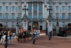 Buckingham Sarayı'nda skandal! Kraliçe 2. Elizabeth'e en yakın isimdi