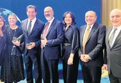 İzmirli iş insanları ikinci yüzyıla hazır