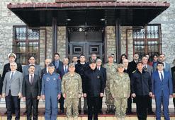 Akar ve komutanlar ‘Mavi Vatan Kalesi’ Gökçeada’da