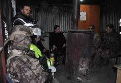 Kars’ta eksi 10 derecede yılbaşı uygulaması!