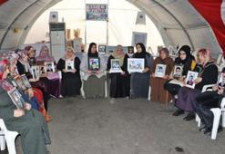 Diyabakır'daki evlat nöbetinde 1217'nci gün! 'Umutla mücadelemize devam edeceğiz'