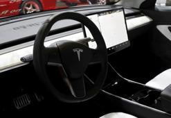 Almanya'da ilginç Tesla olayı! 15 dakika boyunca polisten kaçtı