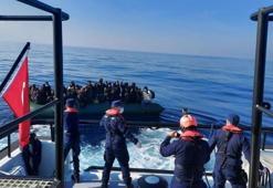 Yunanistan’ın Türk kara sularına ittiği düzensiz göçmenler kurtarıldı