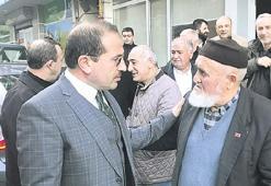 Kemalpaşa’ya müjdeler verdi