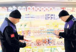 Burhaniye’de market denetimleri sıklaştı