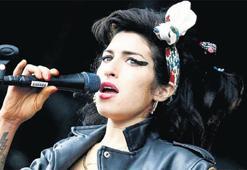 Amy Winehouse’un hayatı film oluyor
