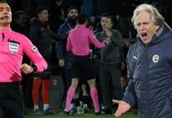 Ümraniyespor - Fenerbahçe maçında Abdulkadir Bitigen'e büyük tepki! Ortalık karıştı, kırmızı kart çıktı