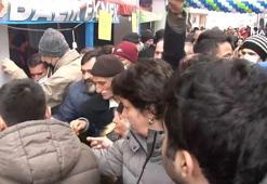 Başkentte bedava hamsi ve muhlama için vatandaşlar birbirini ezdi