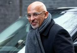 İngiltere’de Zahawi'nin görevine son verildi