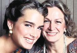 Çocuk istismarının hesabını soruyor