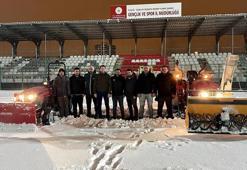 Elazığ GSB, stadyumları maça yetiştirmeye çalışıyor